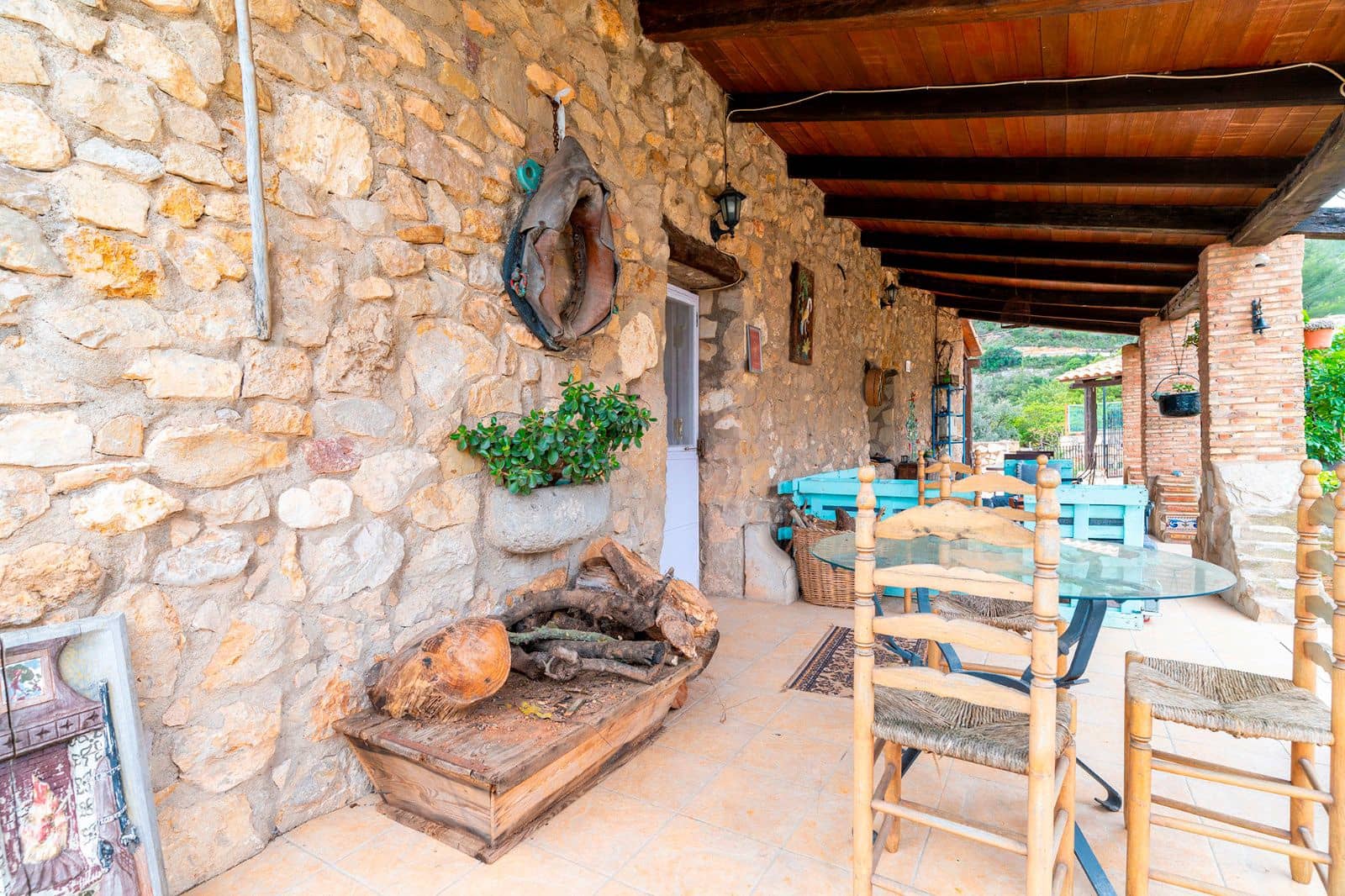 7 sypialnia Restauracja lub bar na sprzedaż w Costur z basenem - 265 000 € (Ref: 8890969)