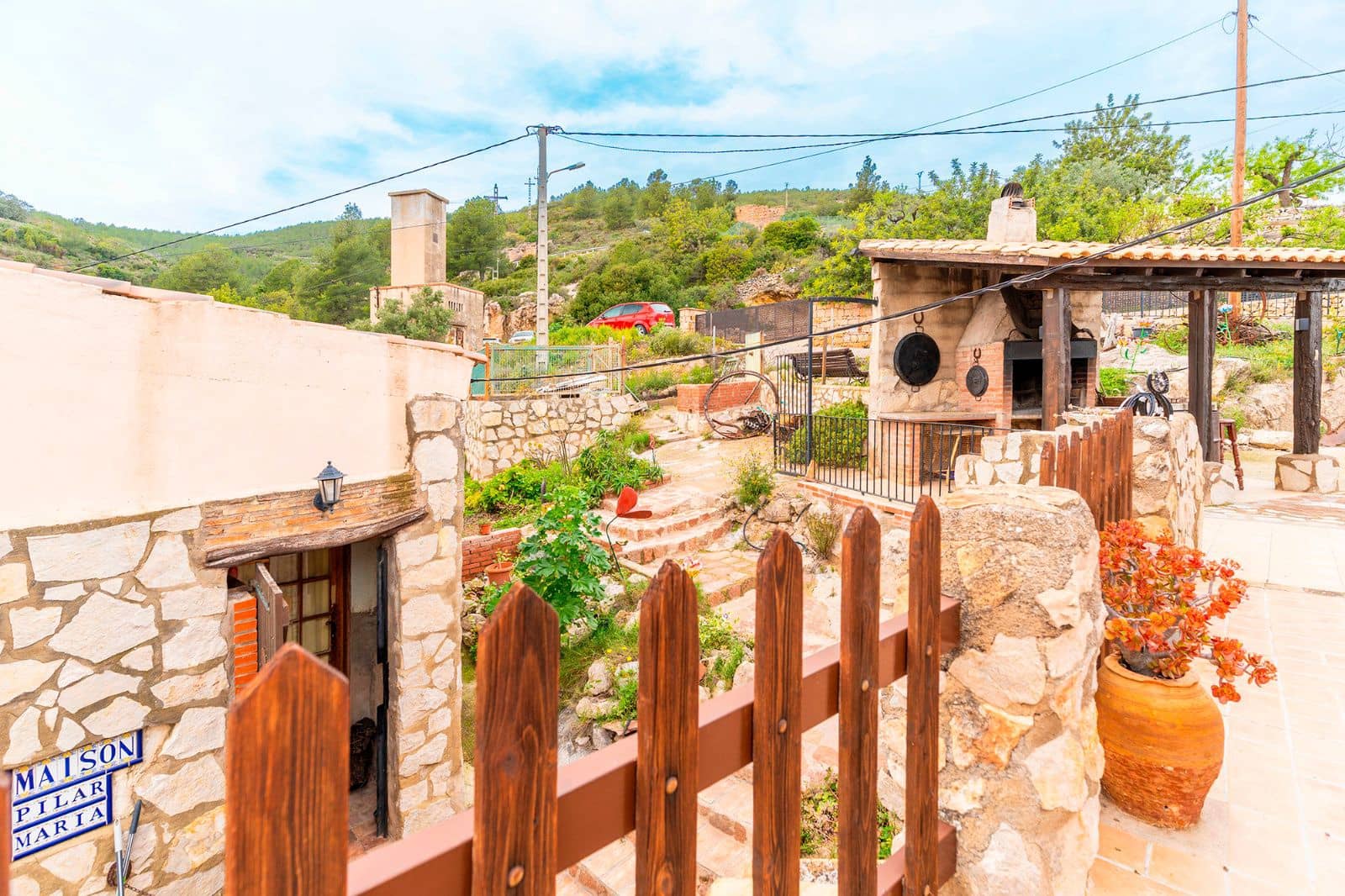 7 sypialnia Restauracja lub bar na sprzedaż w Costur z basenem - 265 000 € (Ref: 8890969)