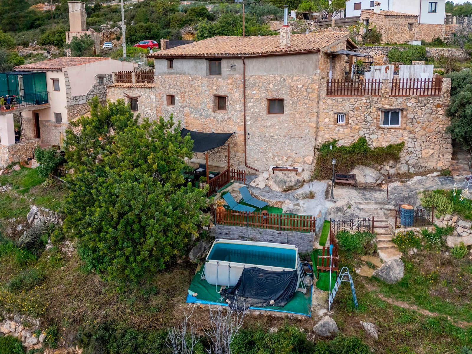 7 sypialnia Restauracja lub bar na sprzedaż w Costur z basenem - 265 000 € (Ref: 8890969)