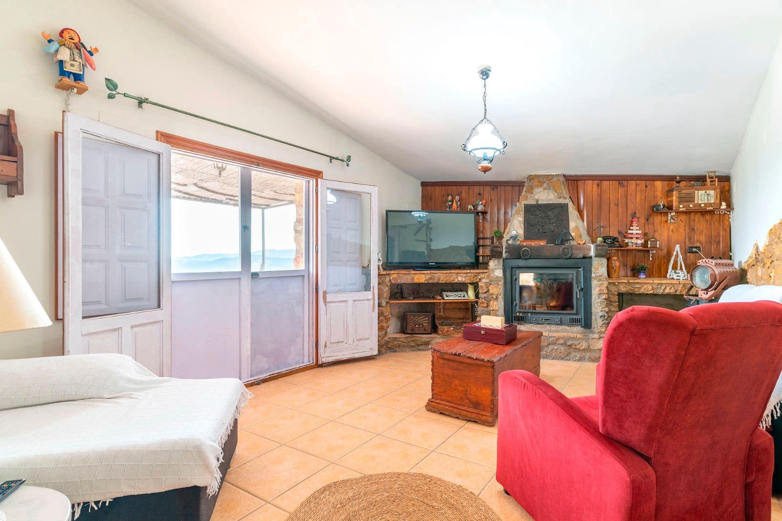 7 sypialnia Restauracja lub bar na sprzedaż w Costur z basenem - 265 000 € (Ref: 8890969)