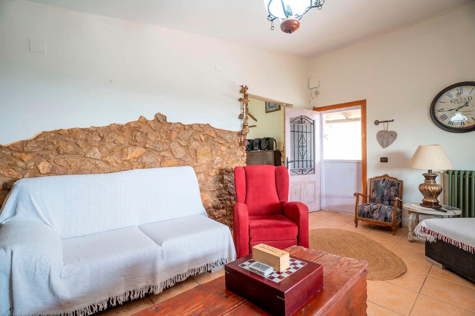 7 sypialnia Restauracja lub bar na sprzedaż w Costur z basenem - 265 000 € (Ref: 8890969)