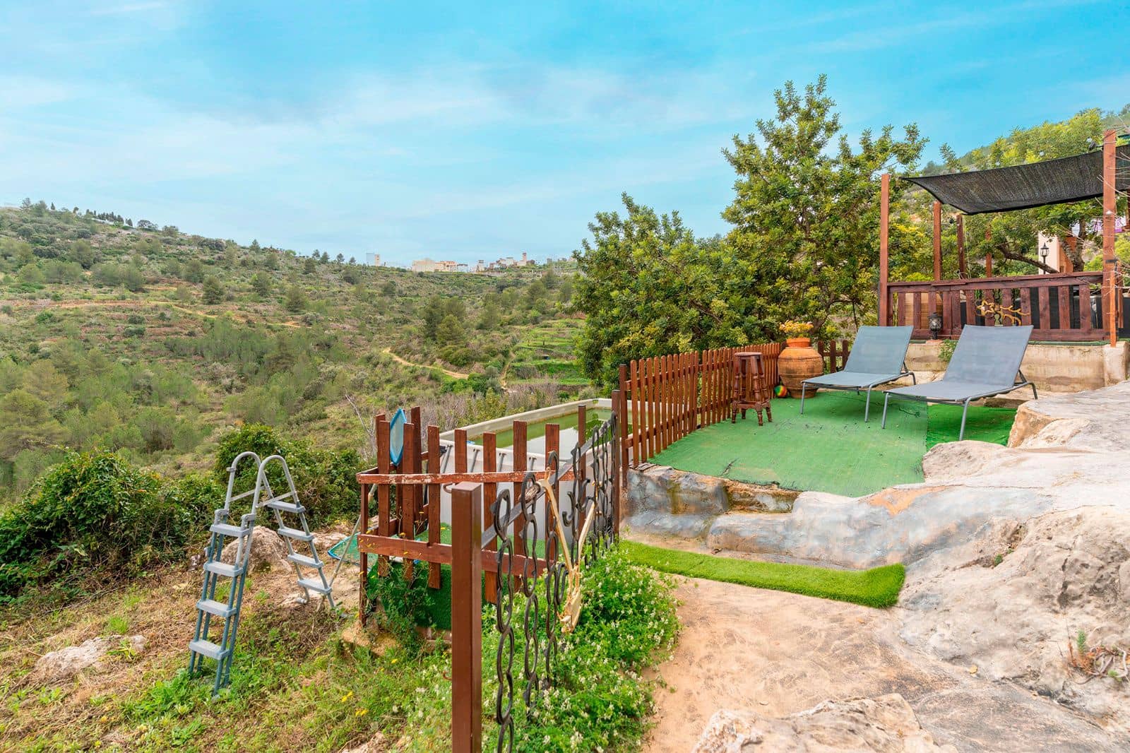 7 sypialnia Restauracja lub bar na sprzedaż w Costur z basenem - 265 000 € (Ref: 8890969)