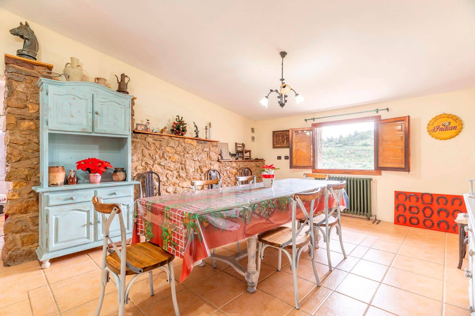 7 sypialnia Restauracja lub bar na sprzedaż w Costur z basenem - 265 000 € (Ref: 8890969)