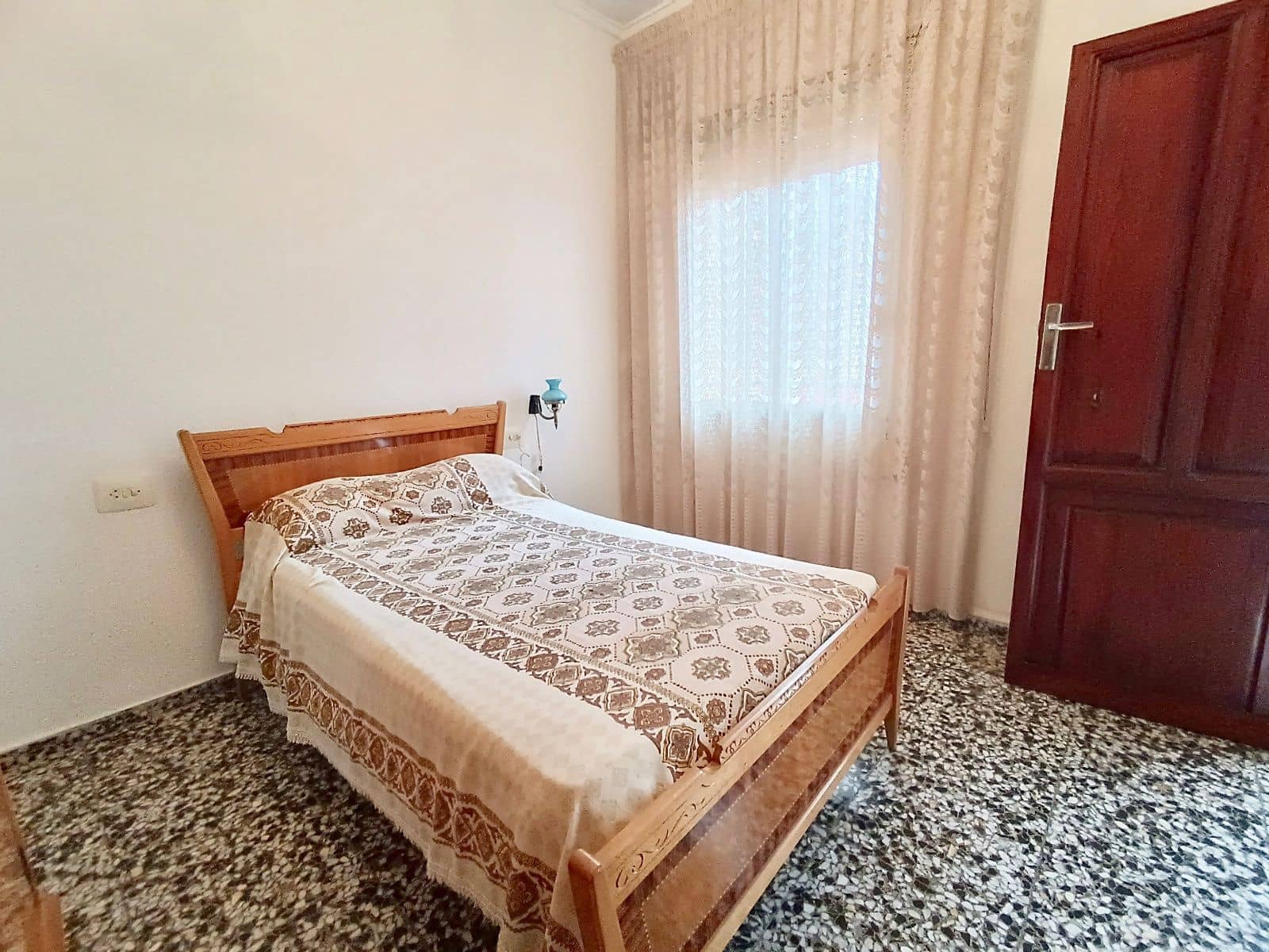 4 soveværelse Villa til salg i Burriana / Borriana - € 135.000 (Ref: 8895033)