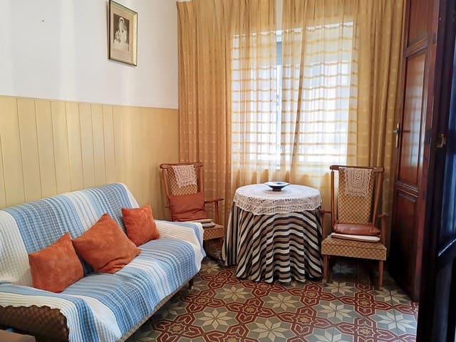 4 bedroom Villa for sale in Burriana / Borriana - € 135,000 (Ref: 8895033)