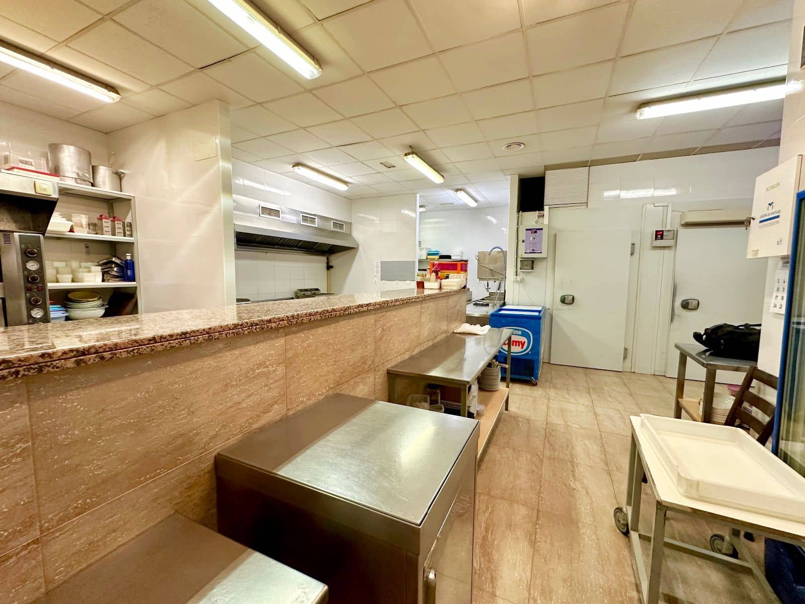 Erhverv til salg i Burriana / Borriana - € 420.000 (Ref: 8895411)