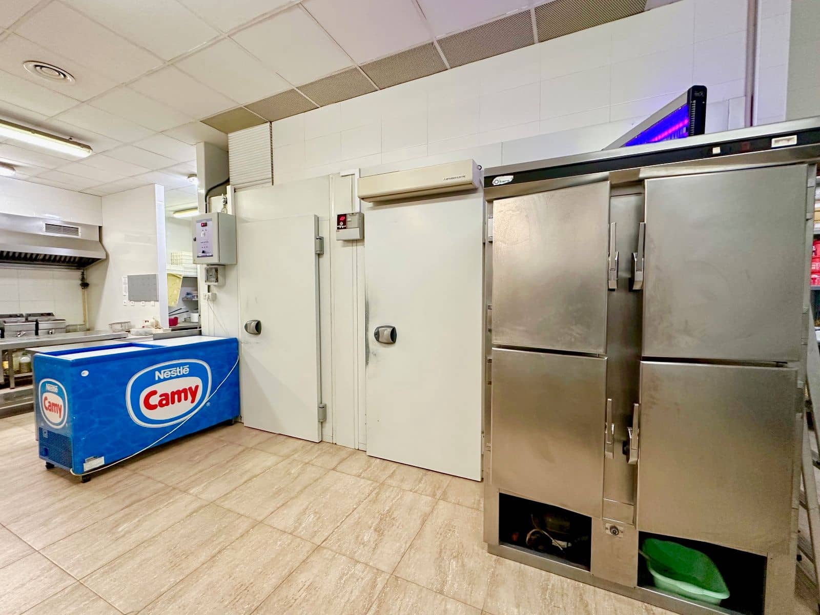 Erhverv til salg i Burriana / Borriana - € 420.000 (Ref: 8895411)