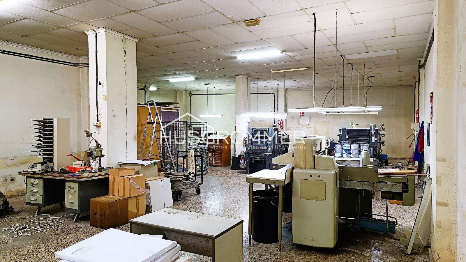 Local Commercial à vendre à Castello de la Plana - 165 000 € (Ref: 8920174)