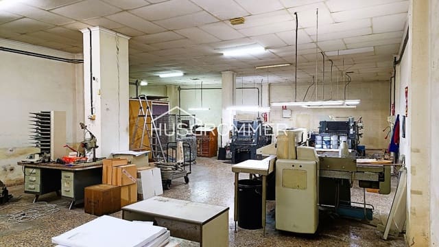 Commercial for sale in Norte, Castelló de la Plana - € 165,000 (Ref: 8920174)