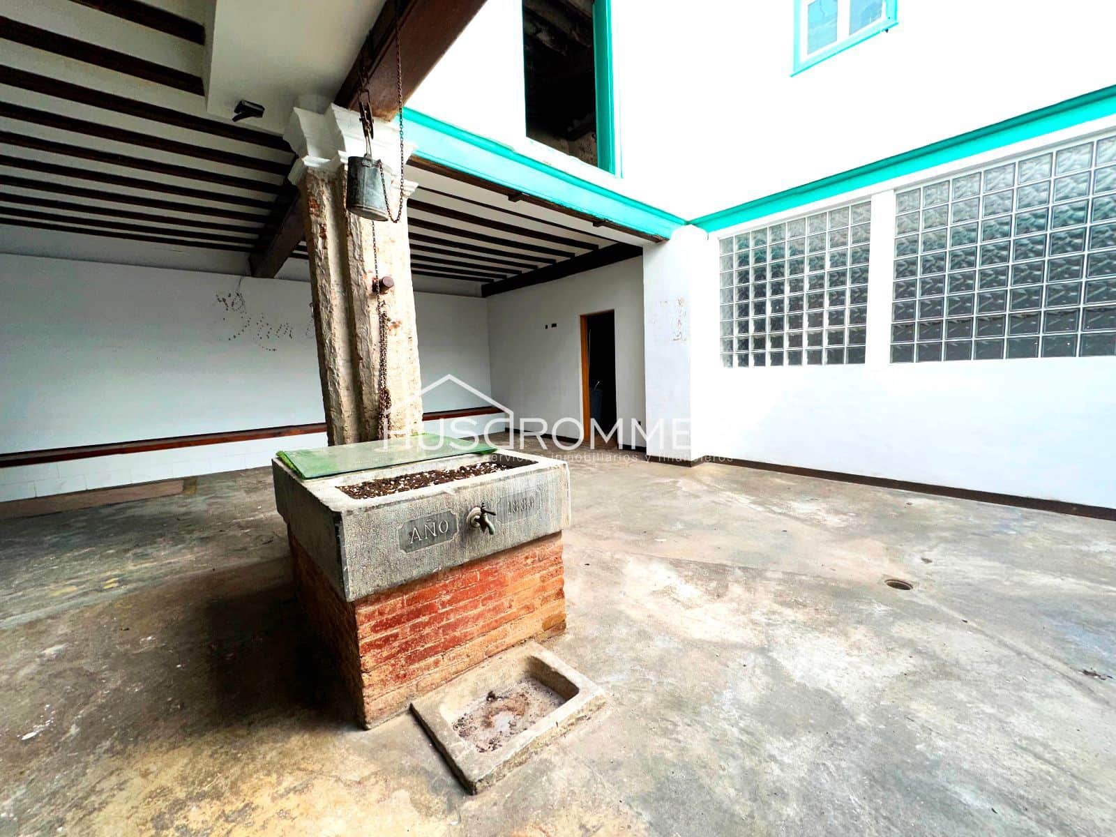 Commercial for rent in Castello de la Plana - € 1,250 (Ref: 8921970)