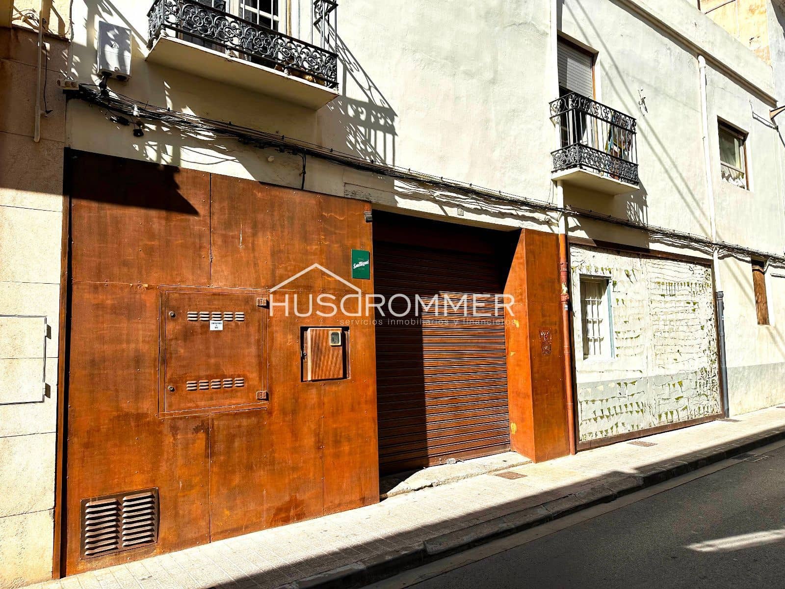 Commercial for rent in Castello de la Plana - € 1,250 (Ref: 8921970)