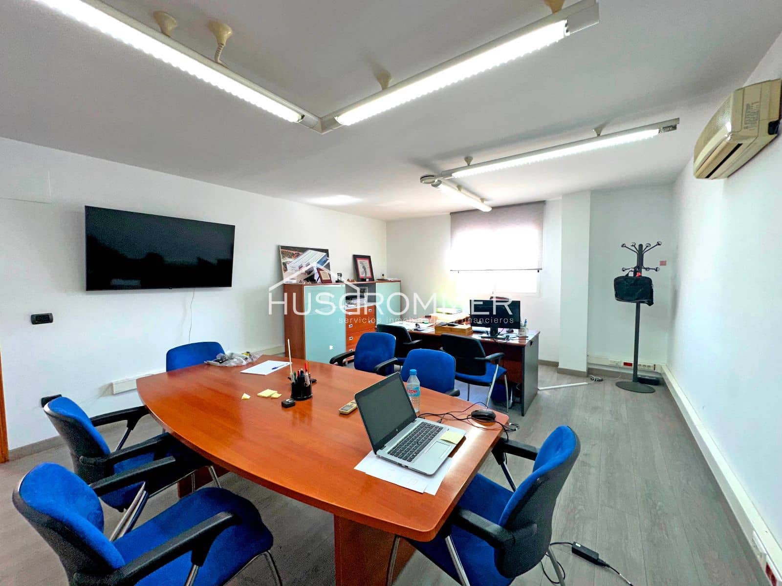 Erhverv til salg i Vila-real med garage - € 1.900.000 (Ref: 8923375)