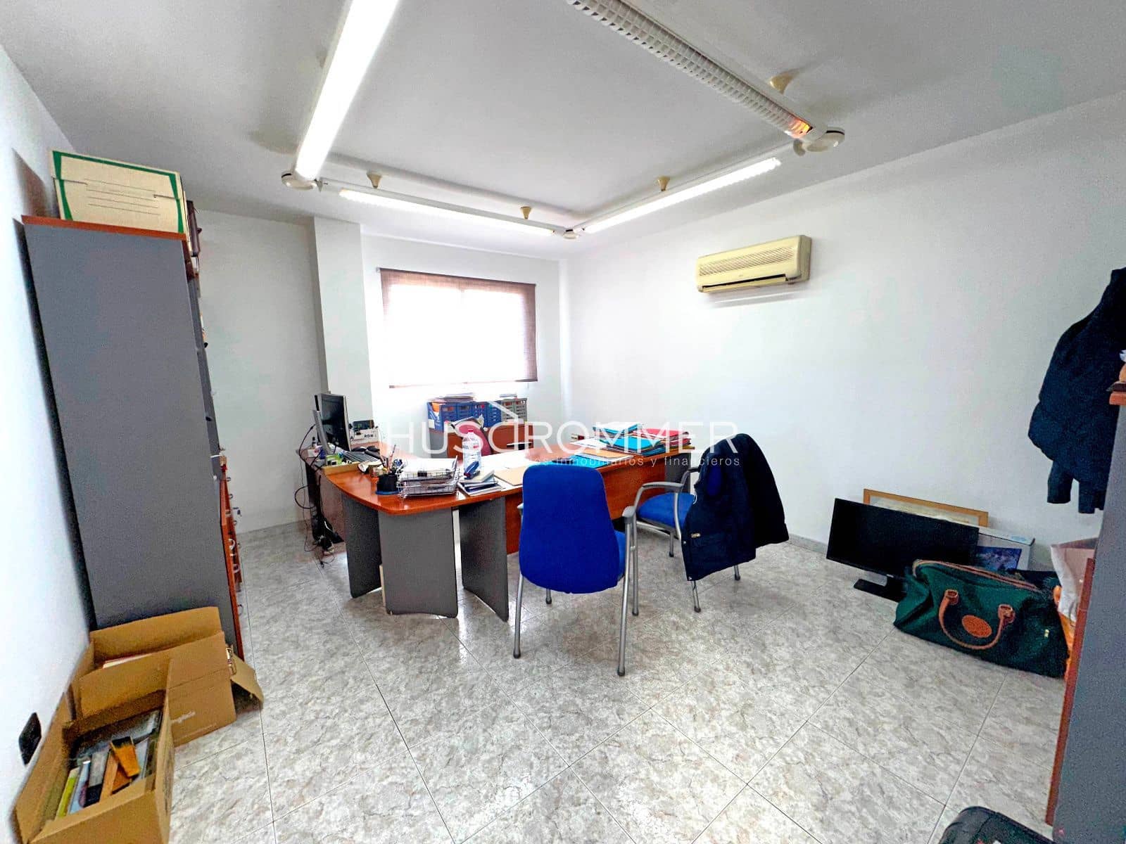 Erhverv til salg i Vila-real med garage - € 1.900.000 (Ref: 8923375)