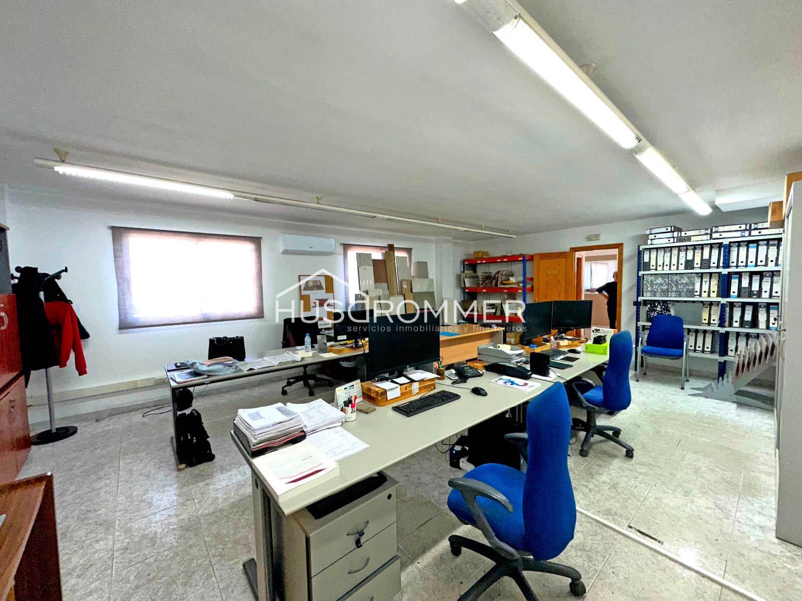 Erhverv til salg i Vila-real med garage - € 1.900.000 (Ref: 8923375)