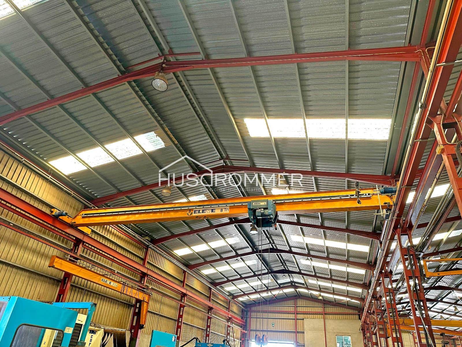 Erhverv til salg i Vila-real med garage - € 1.900.000 (Ref: 8923375)