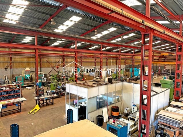 Local Comercial en Vila-real en venta con garaje - 1.900.000 € (Ref: 8923375)