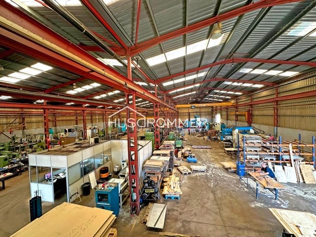 Local Comercial en Vila-real en venta con garaje - 1.900.000 € (Ref: 8923375)