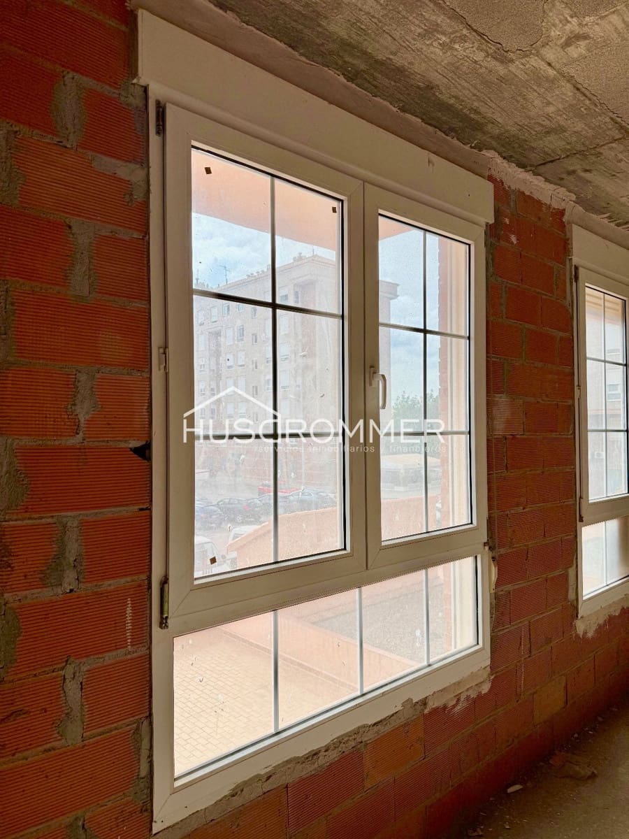 Erhverv til salg i Vila-real - € 120.000 (Ref: 8941640)