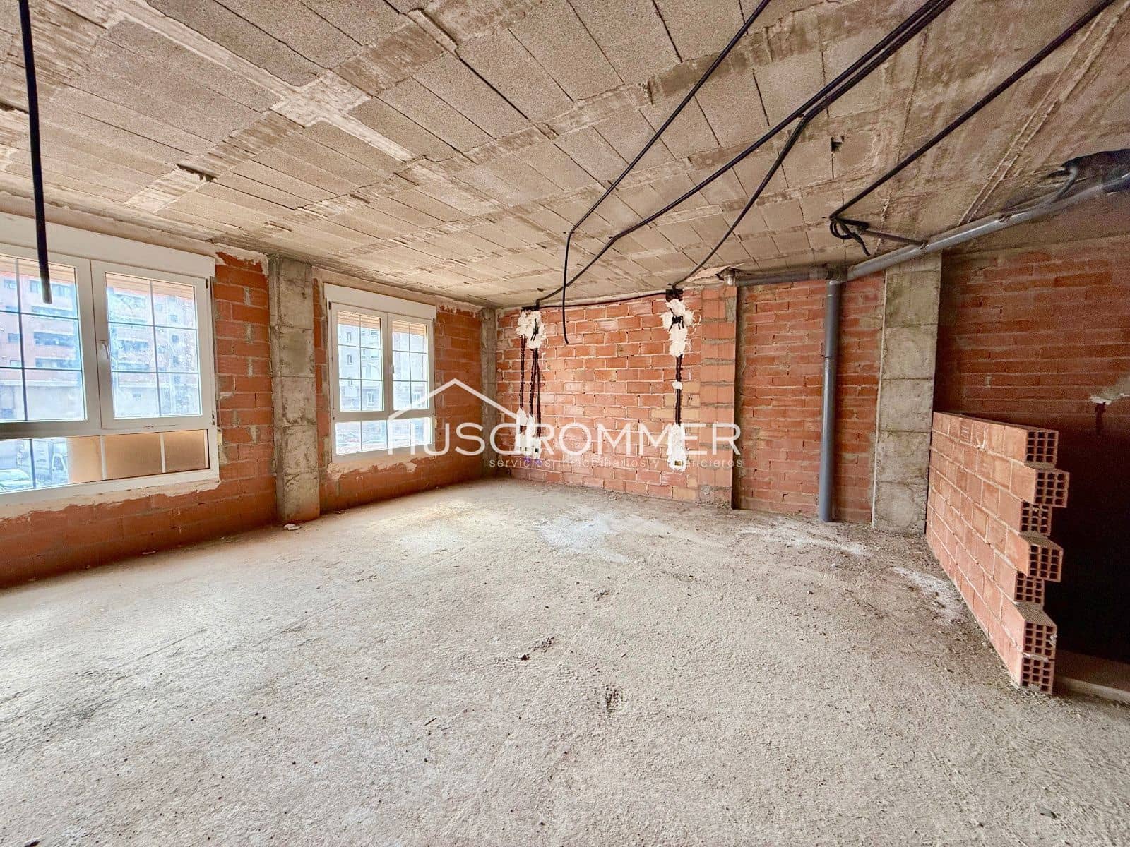 Erhverv til salg i Vila-real - € 120.000 (Ref: 8941640)