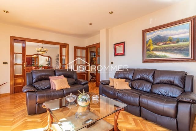 5 soveværelse Lejlighed til salg i Vila-real med garage - € 270.000 (Ref: 8975513)