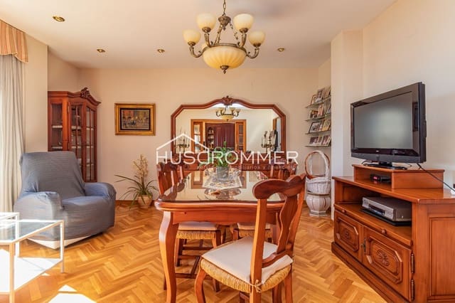 5 soveværelse Lejlighed til salg i Vila-real med garage - € 270.000 (Ref: 8975513)