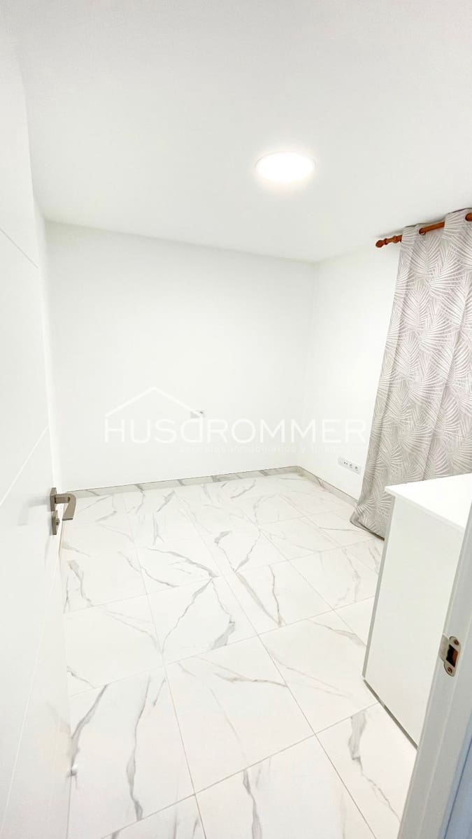 Piso de 3 habitaciones en Castelló de la Plana en alquiler - 650 € (Ref: 9006549)