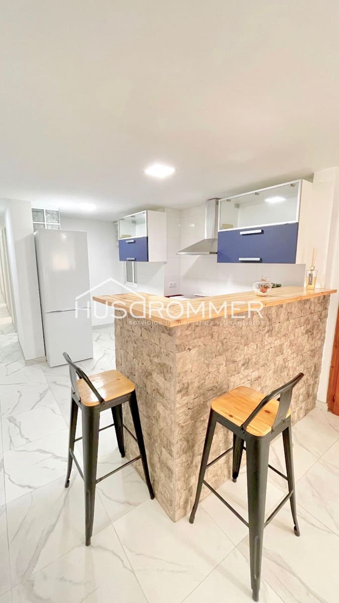 Piso de 3 habitaciones en Castelló de la Plana en alquiler - 650 € (Ref: 9006549)