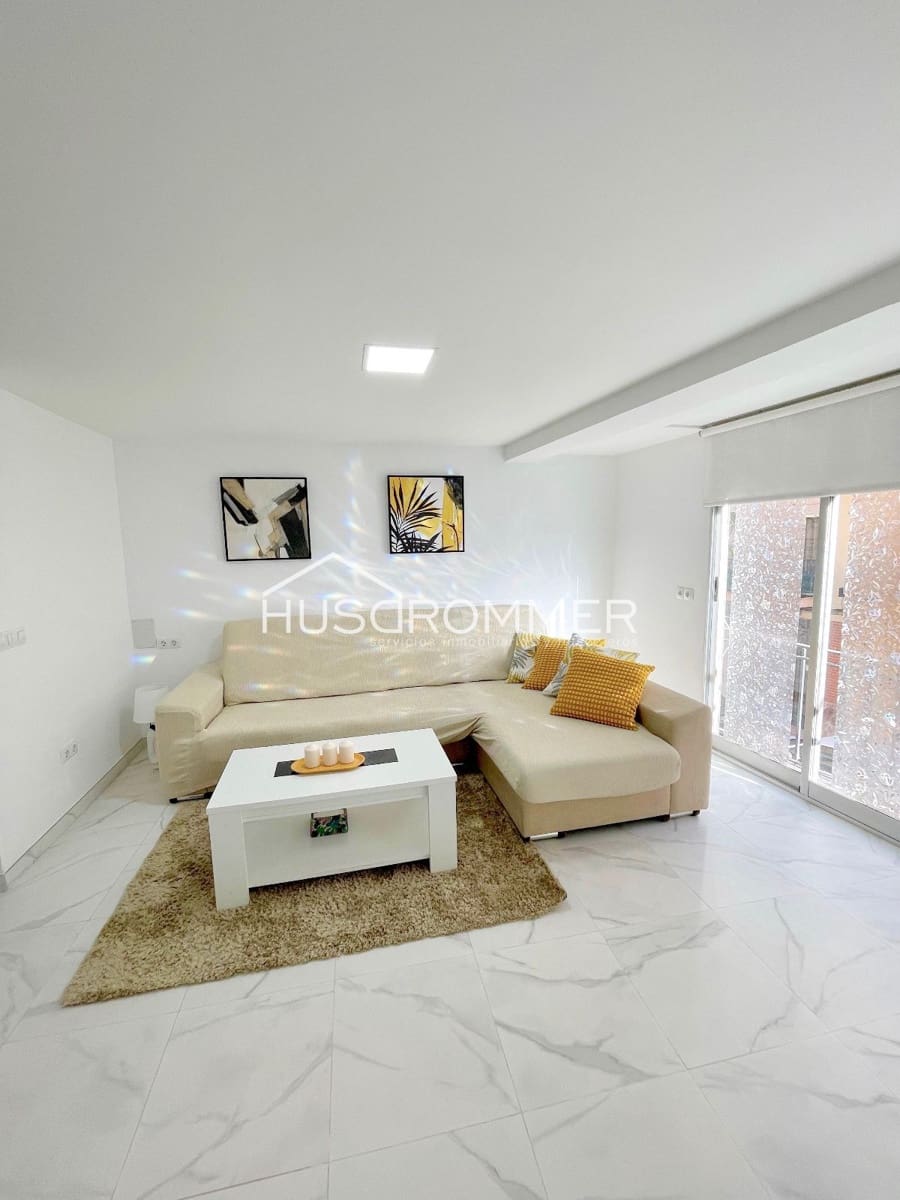 Piso de 3 habitaciones en Castelló de la Plana en alquiler - 650 € (Ref: 9006549)