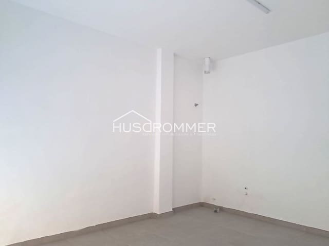 Commercial for rent in Vila-real - € 280 (Ref: 9021203)