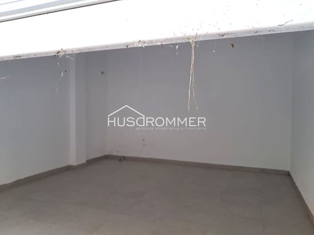 Commercial for rent in Vila-real - € 280 (Ref: 9021203)