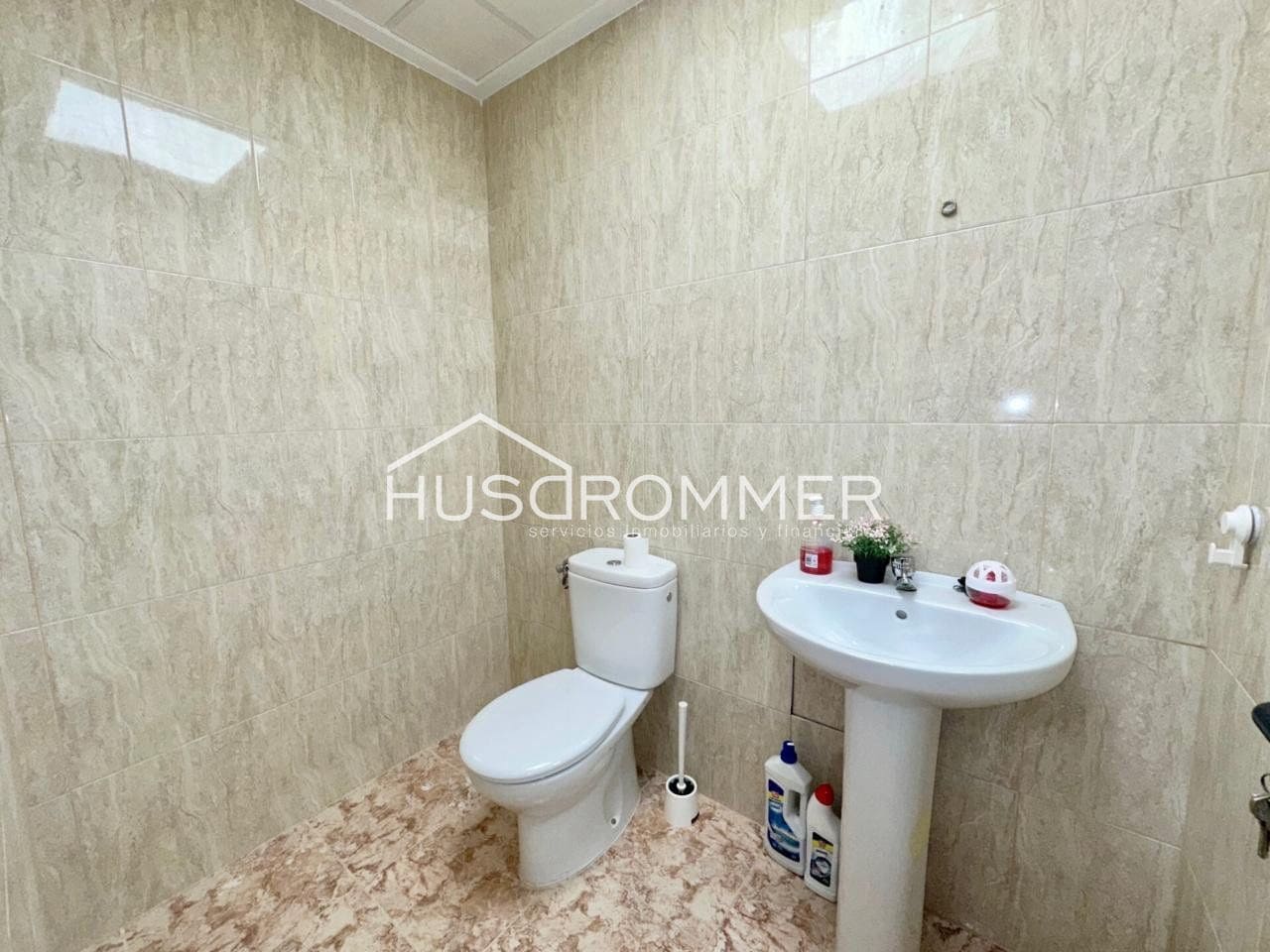 Local Comercial en Vila-real en alquiler con garaje - 450 € (Ref: 9029174)