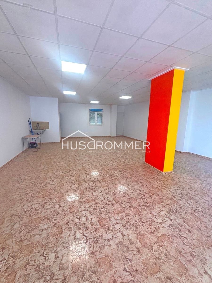 Local Comercial en Vila-real en alquiler con garaje - 450 € (Ref: 9029174)