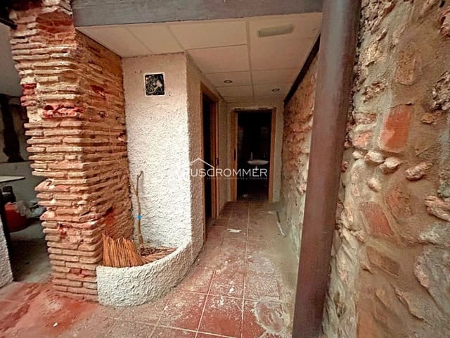 4 soverom Villa til salgs i Centro, Castelló de la Plana - € 180 000 (Ref: 9115599)
