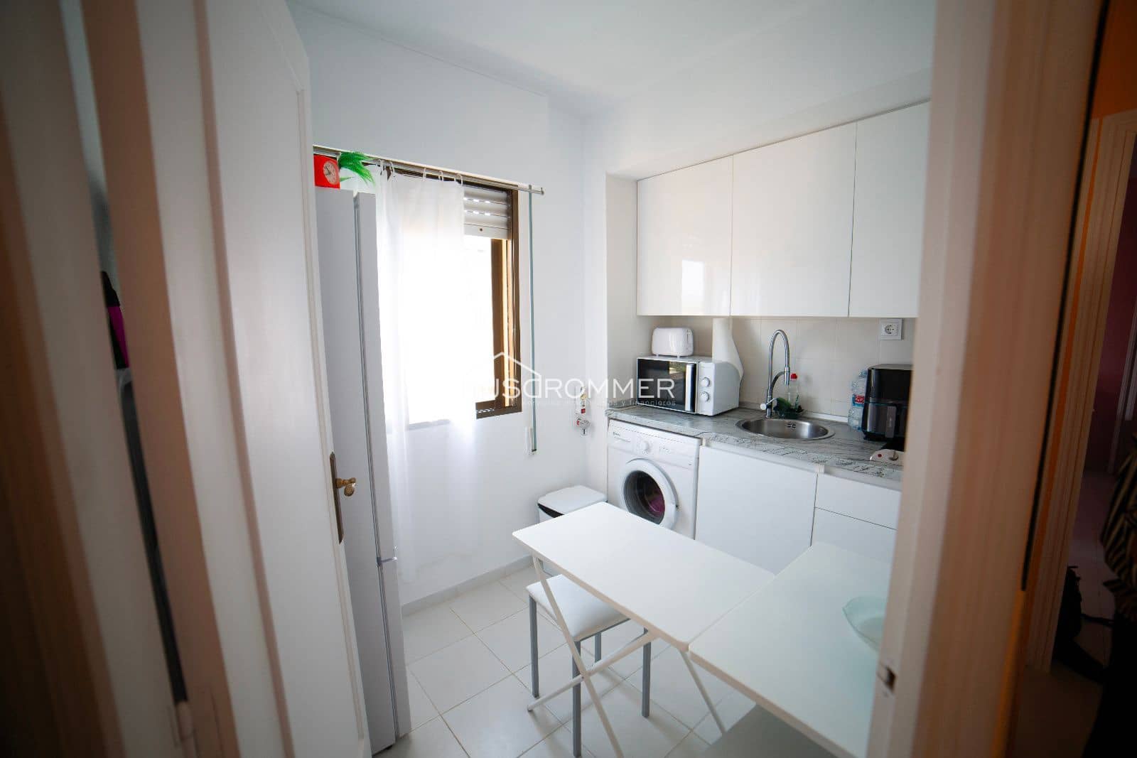 1 bedroom Flat for sale in Oropesa  - € 105,000 (Ref: 9130179)