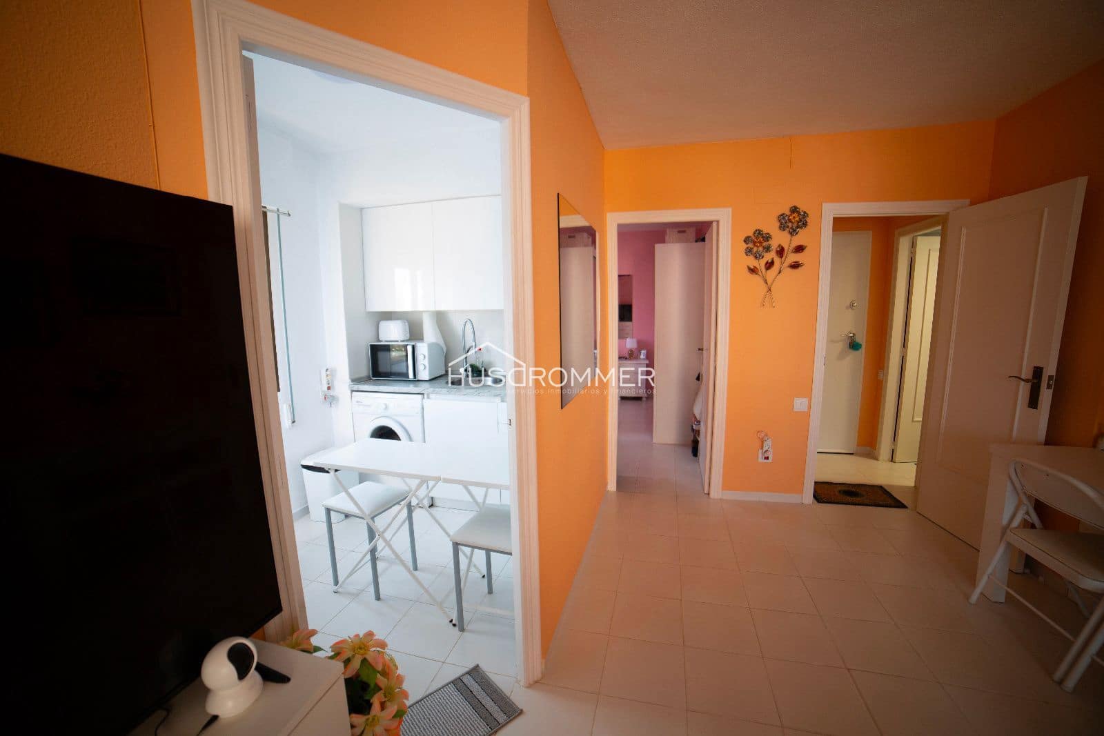 1 bedroom Flat for sale in Oropesa  - € 105,000 (Ref: 9130179)