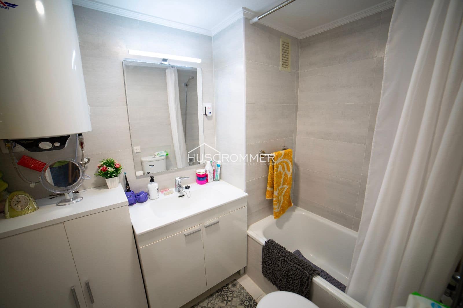 1 bedroom Flat for sale in Oropesa  - € 105,000 (Ref: 9130179)