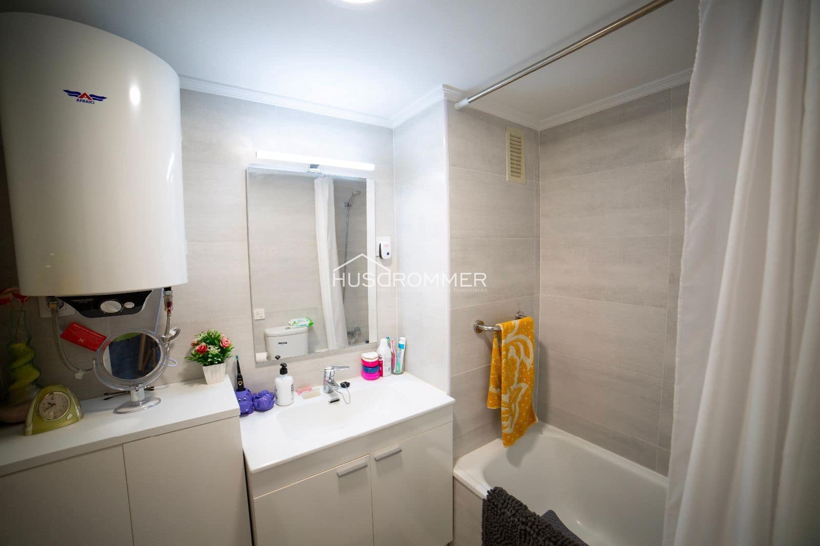 1 bedroom Flat for sale in Oropesa  - € 105,000 (Ref: 9130179)