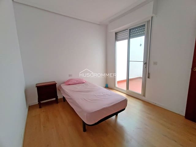 3 Zimmer Wohnung zu vermieten in Vila-real - 700 € (Ref: 9141033)