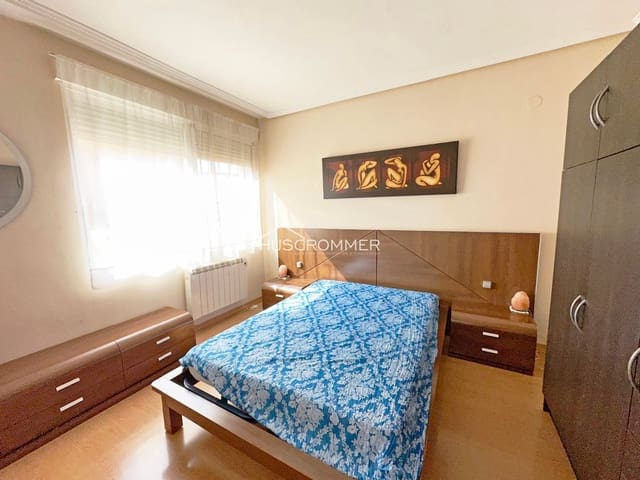 3 slaapkamer Flat te koop in Centro, Castelló de la Plana - € 130.000 (Ref: 9169147)