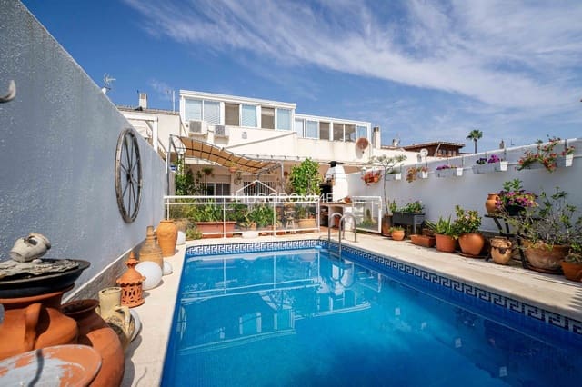 4 sypialnia Dom na sprzedaż w Oeste, Castelló de la Plana z basenem garażem - 295 000 € (Ref: 9175956)