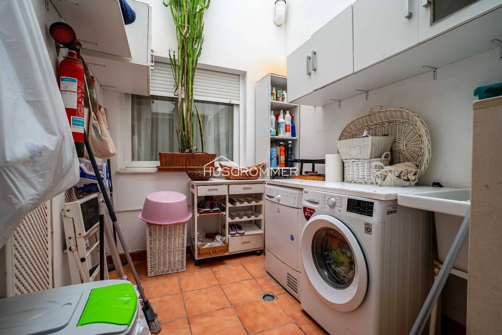 4 soverom Hus til salgs i Castello de la Plana med svømmebasseng garasje - € 295 000 (Ref: 9175956)