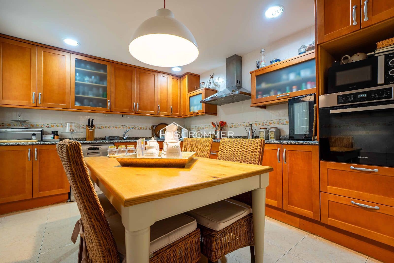 4 soverom Hus til salgs i Castello de la Plana med svømmebasseng garasje - € 295 000 (Ref: 9175956)