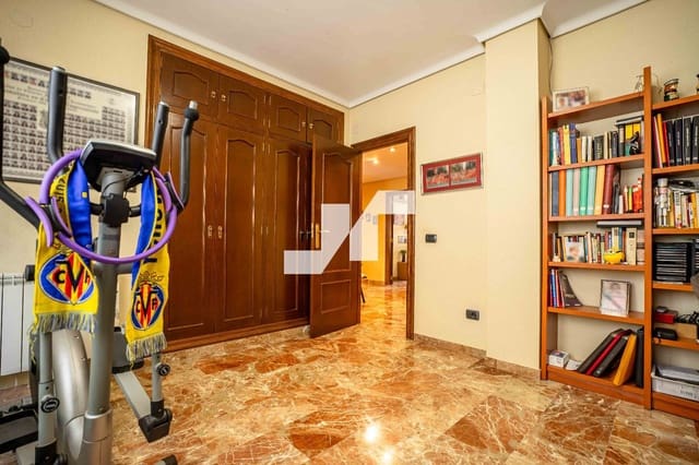 6 soverom Leilighet til salgs i Centro, Castelló de la Plana med garasje - € 270 000 (Ref: 9251703)