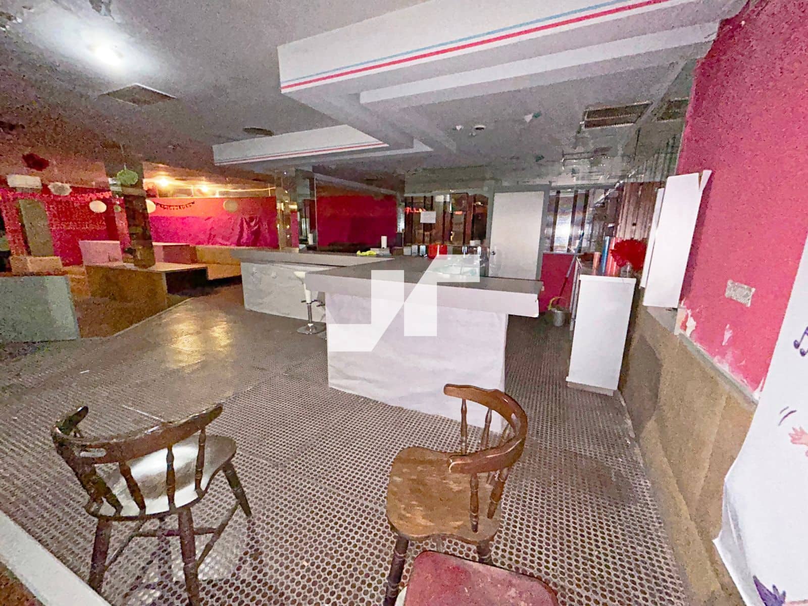 Commercial for rent in Castello de la Plana - € 1,500 (Ref: 9256685)