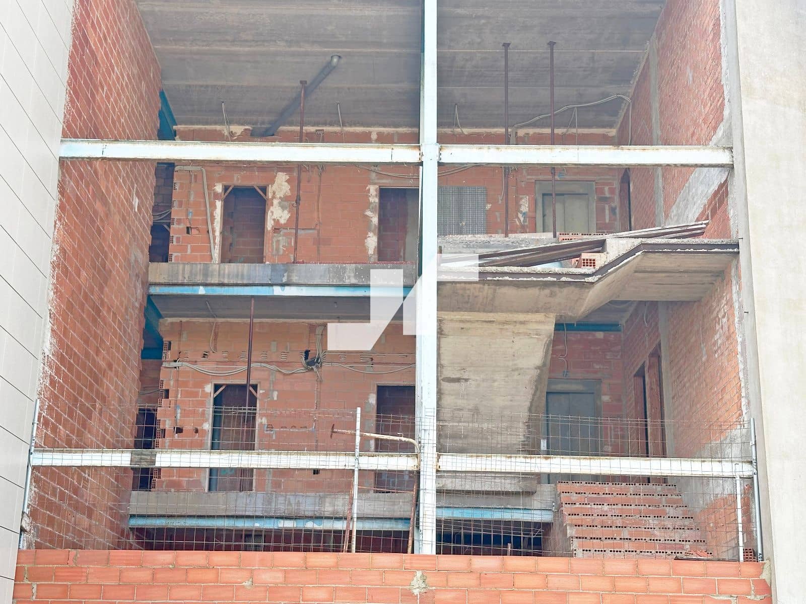 Kontor til salg i La Vall d'Uixo - € 450.000 (Ref: 9274637)