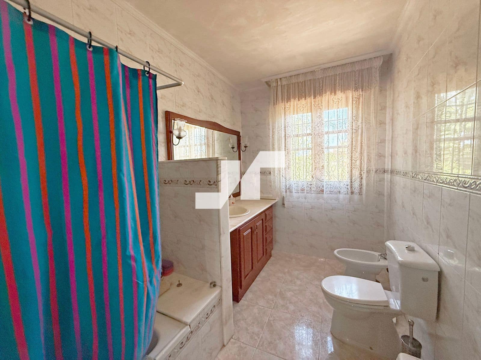 4 soveværelse Villa til salg i Onda med swimmingpool garage - € 280.000 (Ref: 9274725)