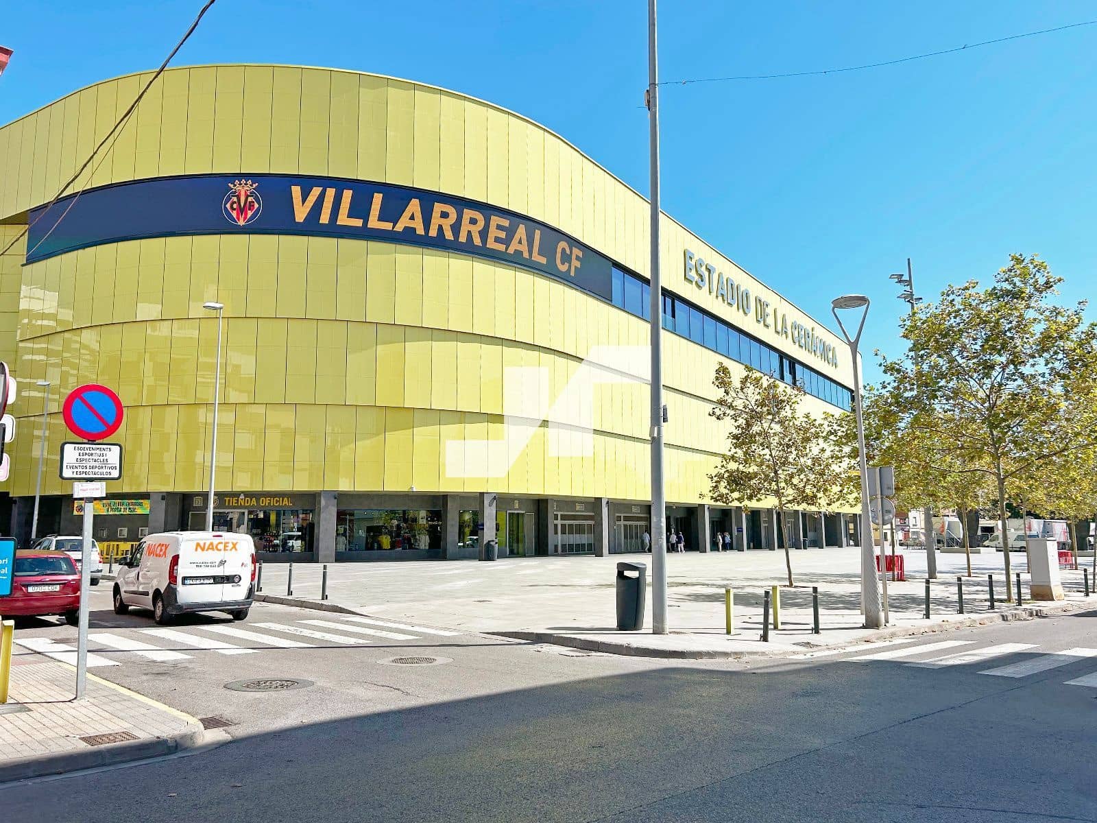 Commercial for rent in Vila-real with garage - € 9,000 (Ref: 9283969)