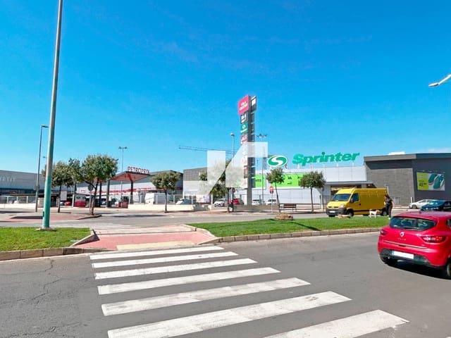 Kommersiell til salgs i Vila-real med garasje - € 4 000 000 (Ref: 9284858)