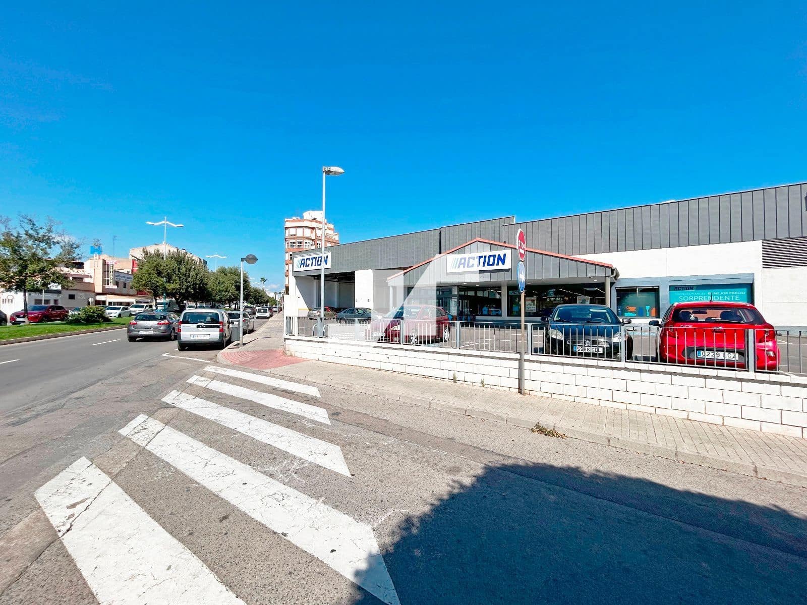 Comercial para venda em Vila-real com garagem - 4 000 000 € (Ref: 9284858)