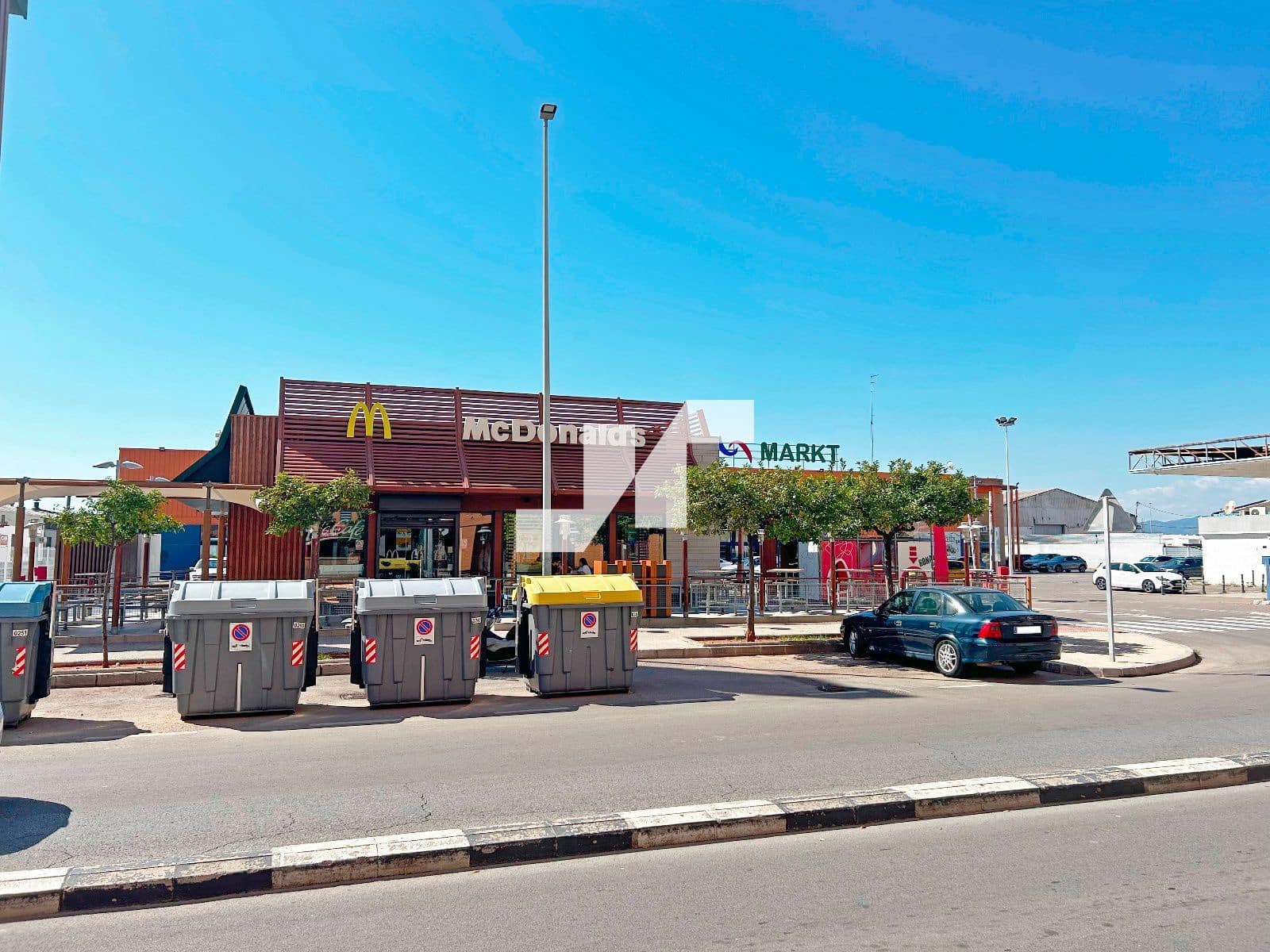 Comercial para venda em Vila-real com garagem - 4 000 000 € (Ref: 9284858)